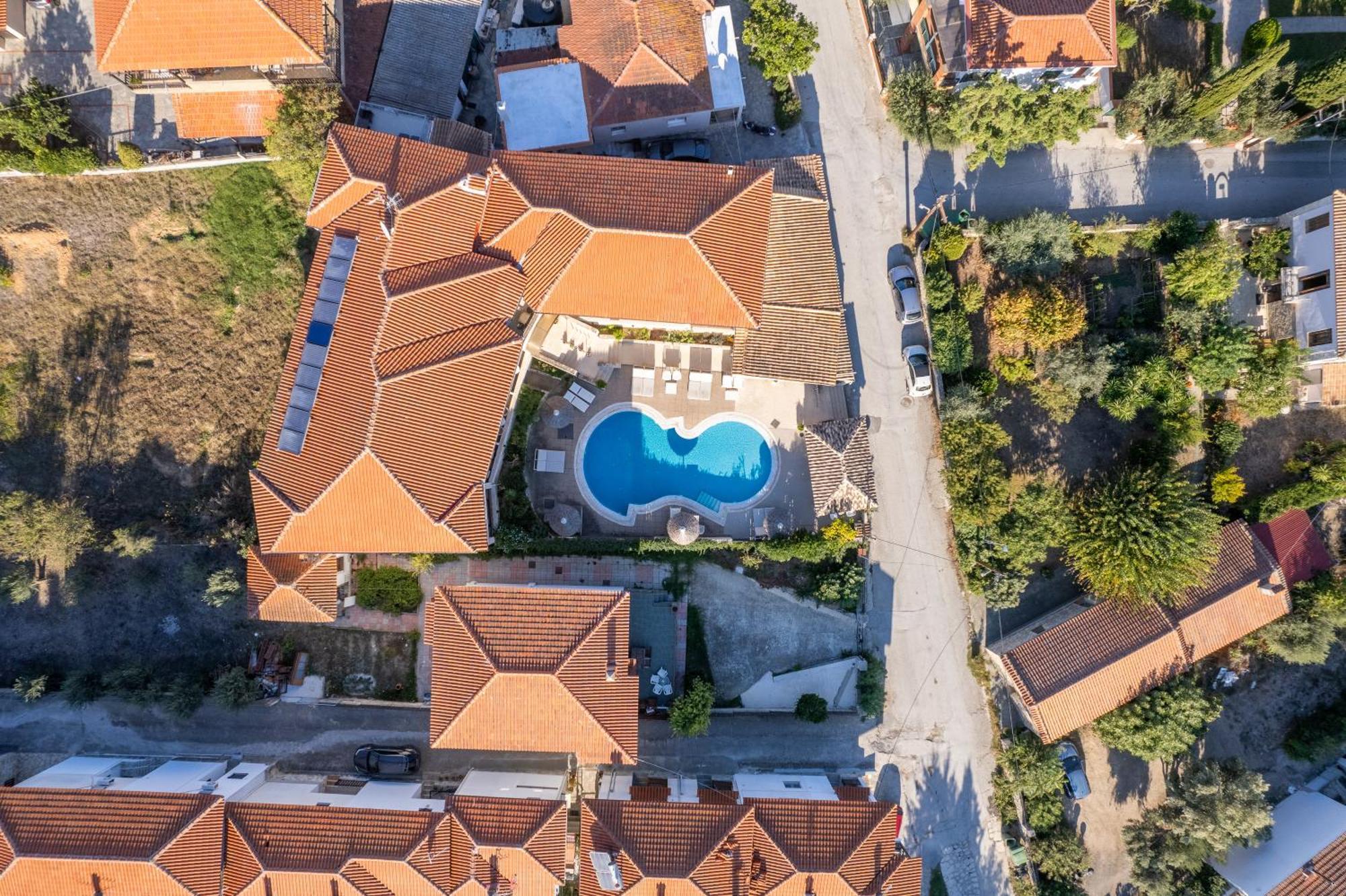 Stamos Hotel Afytos Buitenkant foto